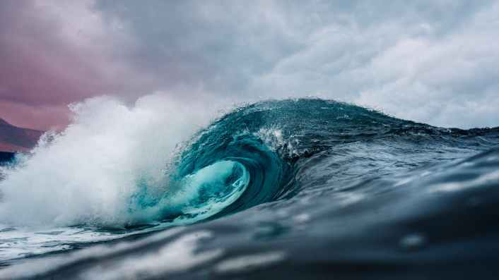ocean water wave upheaval
